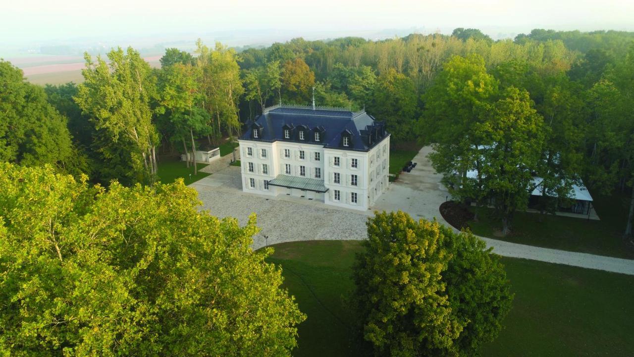 Hôtel Château des Hauts de Provins à Champcenest Extérieur photo