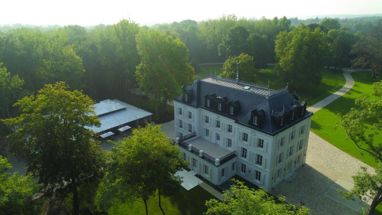 Hôtel Château des Hauts de Provins à Champcenest Extérieur photo
