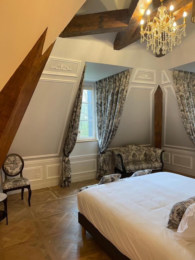 Hôtel Château des Hauts de Provins à Champcenest Extérieur photo