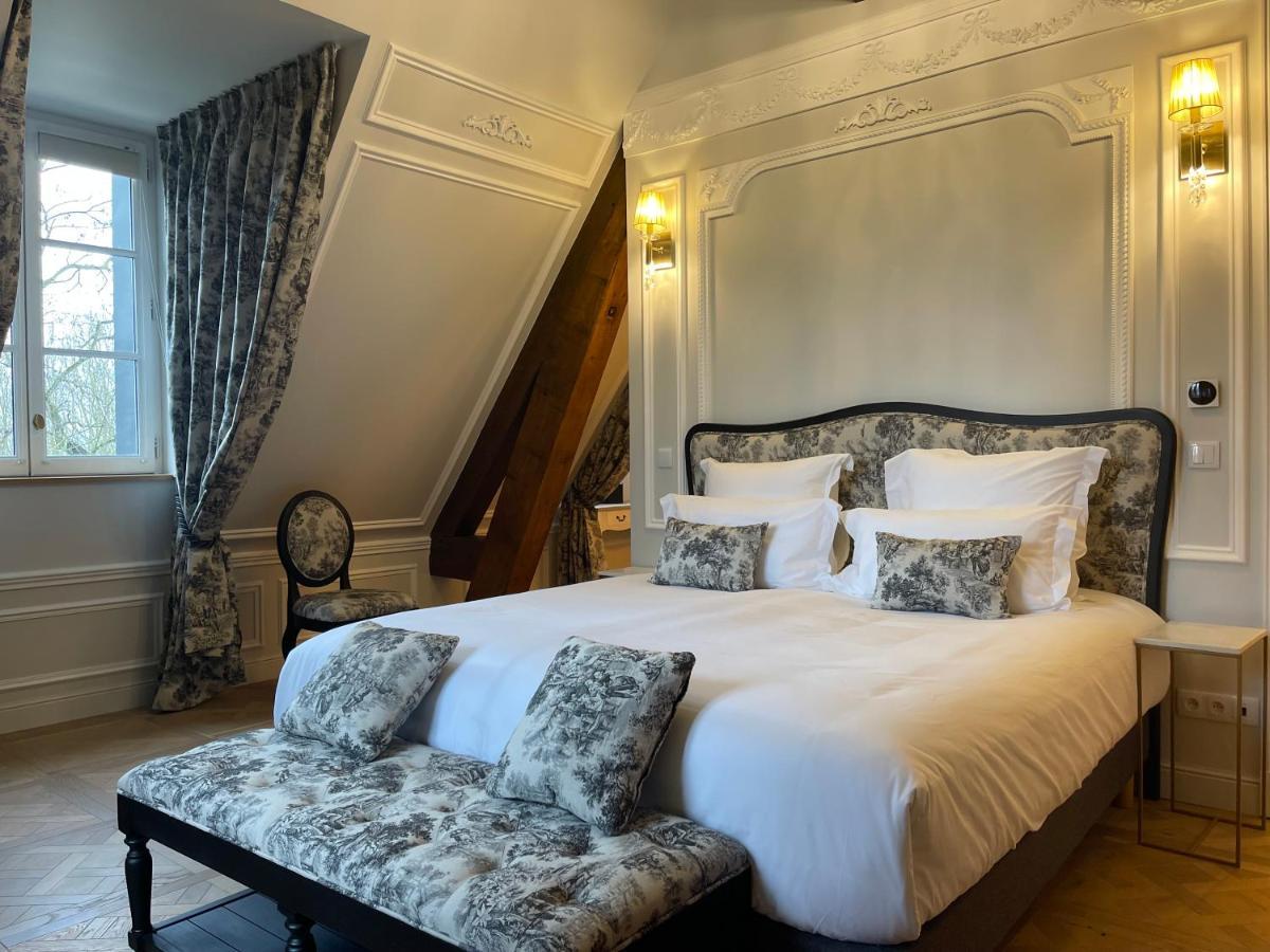 Hôtel Château des Hauts de Provins à Champcenest Extérieur photo