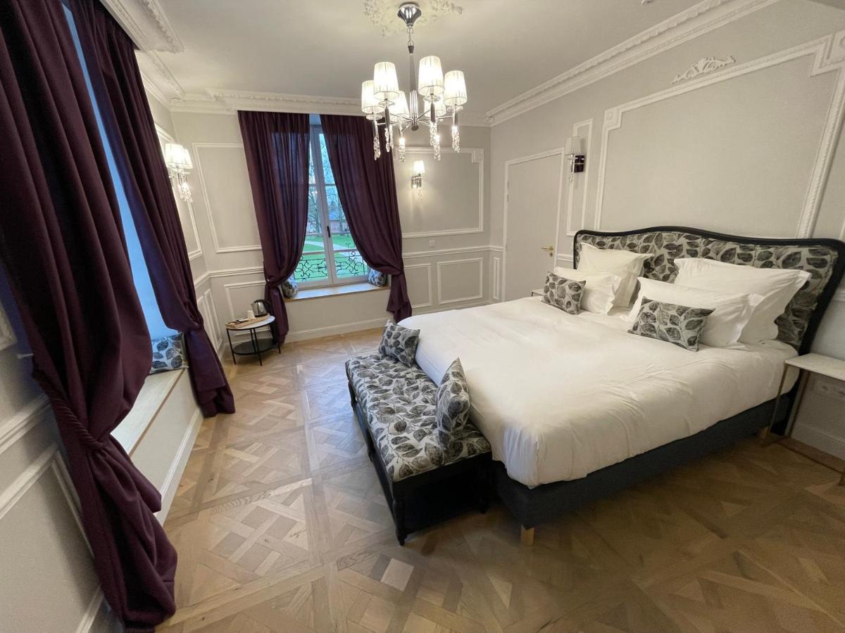 Hôtel Château des Hauts de Provins à Champcenest Extérieur photo