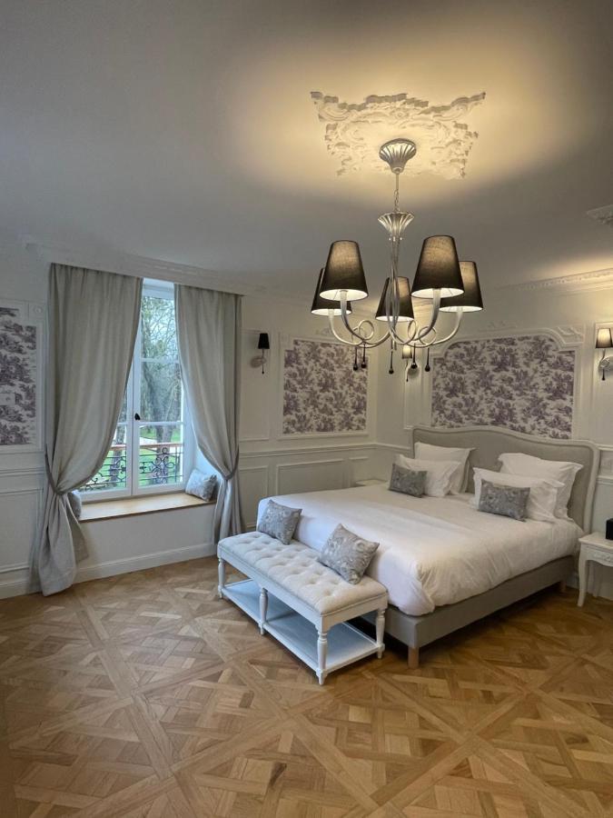Hôtel Château des Hauts de Provins à Champcenest Extérieur photo