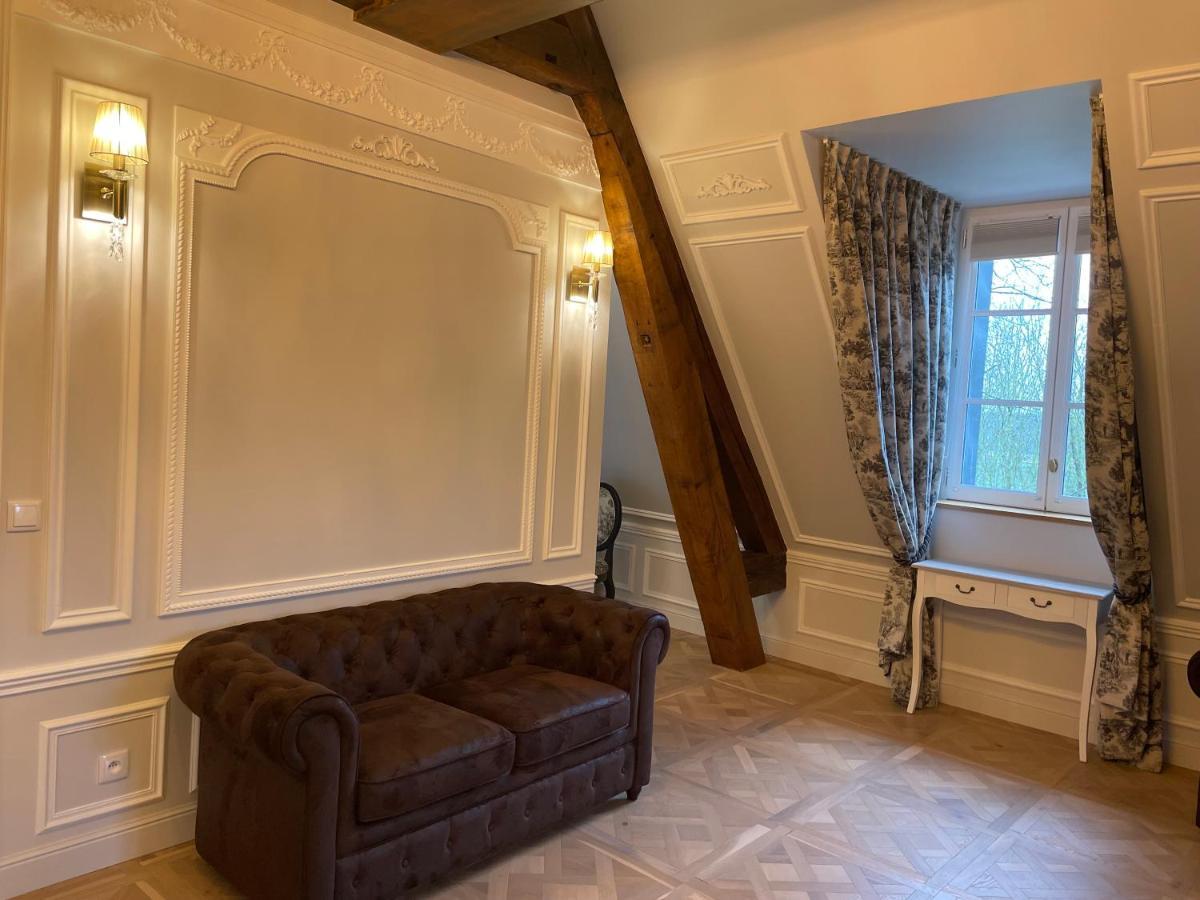 Hôtel Château des Hauts de Provins à Champcenest Extérieur photo